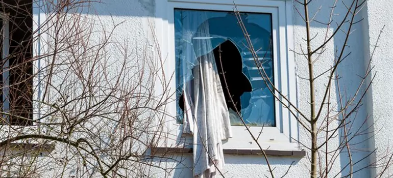 Storm Window Installation Contractors in Pensacola, FL