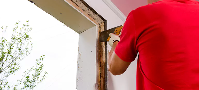 Residential Accordion Door Repair in Pensacola, FL
