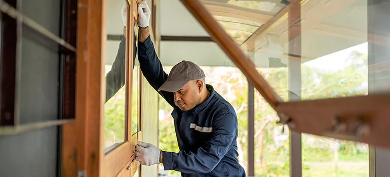 Double Hung Vinyl Window Sash Replacement in Pensacola, FL